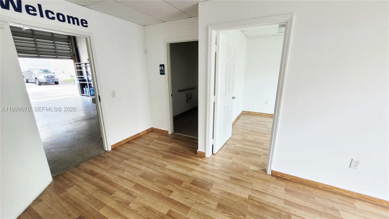 1001 NW 31st Ave, Pompano Beach, FL 33069 Photo