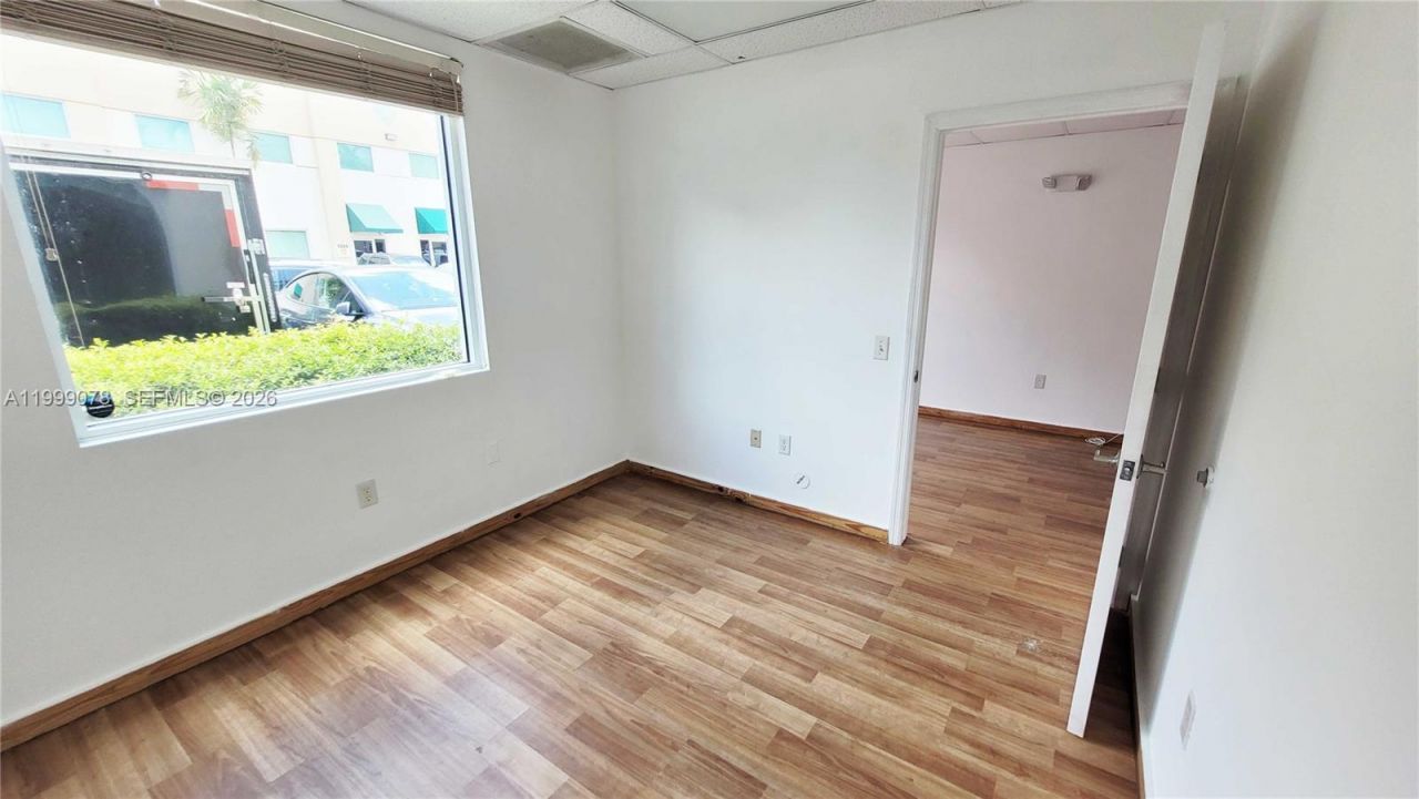 1001 NW 31st Ave, Pompano Beach, FL 33069 Photo