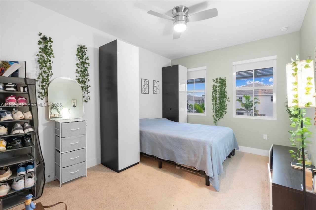 110 SW 171st Way, Pembroke Pines, FL 33027 Photo