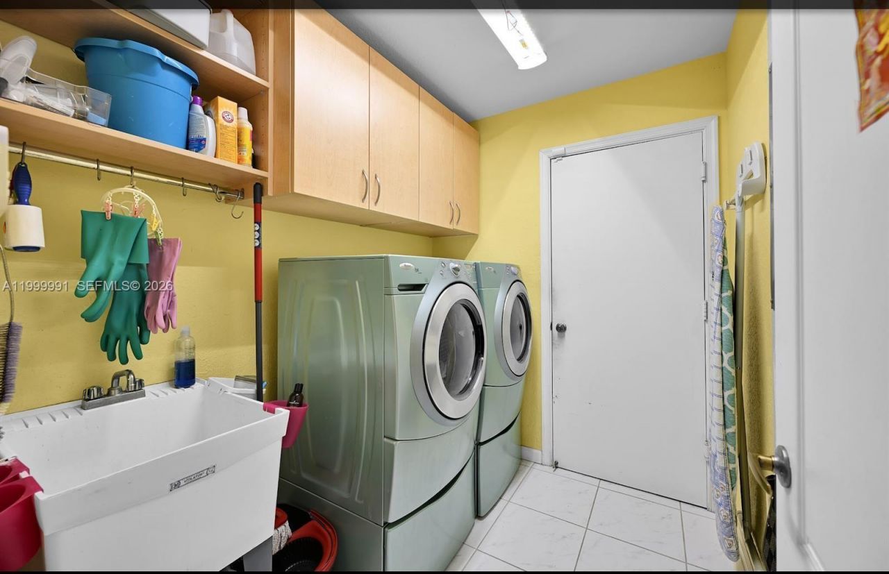 5200 NW 67th Ave, Lauderhill, FL 33319 Photo