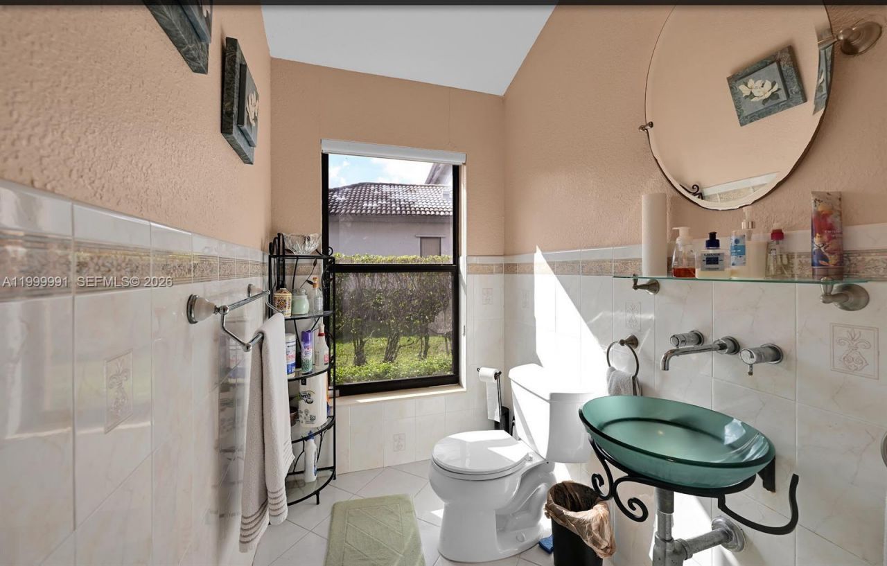 5200 NW 67th Ave, Lauderhill, FL 33319 Photo