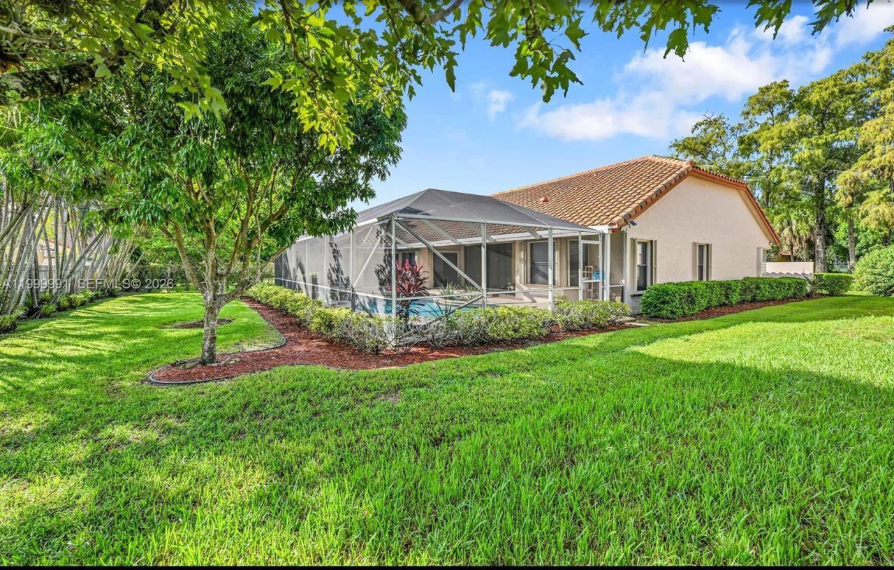 5200 NW 67th Ave, Lauderhill, FL 33319 Photo