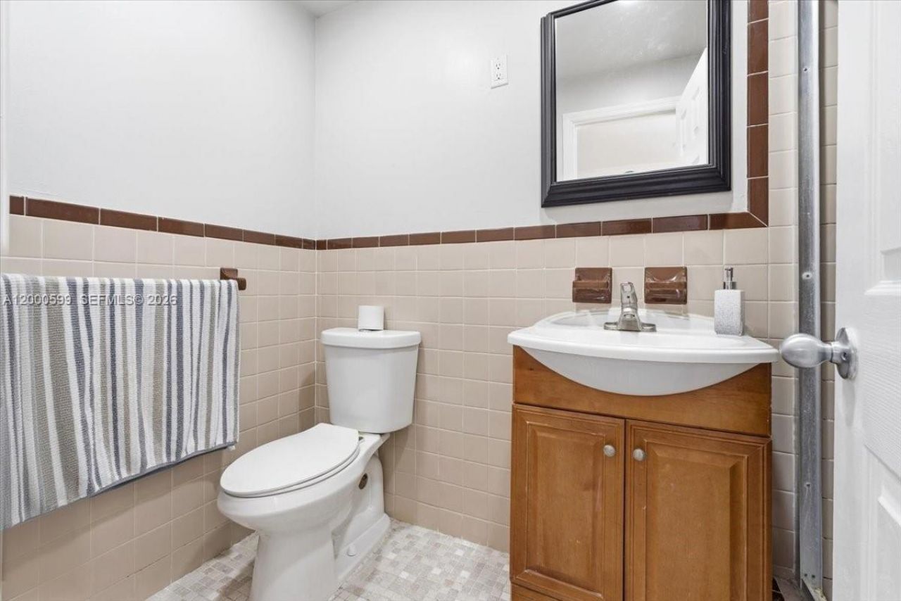 8197 W 14th Ct , Hialeah, FL 33014 Photo