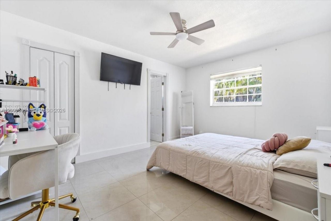 8197 W 14th Ct , Hialeah, FL 33014 Photo