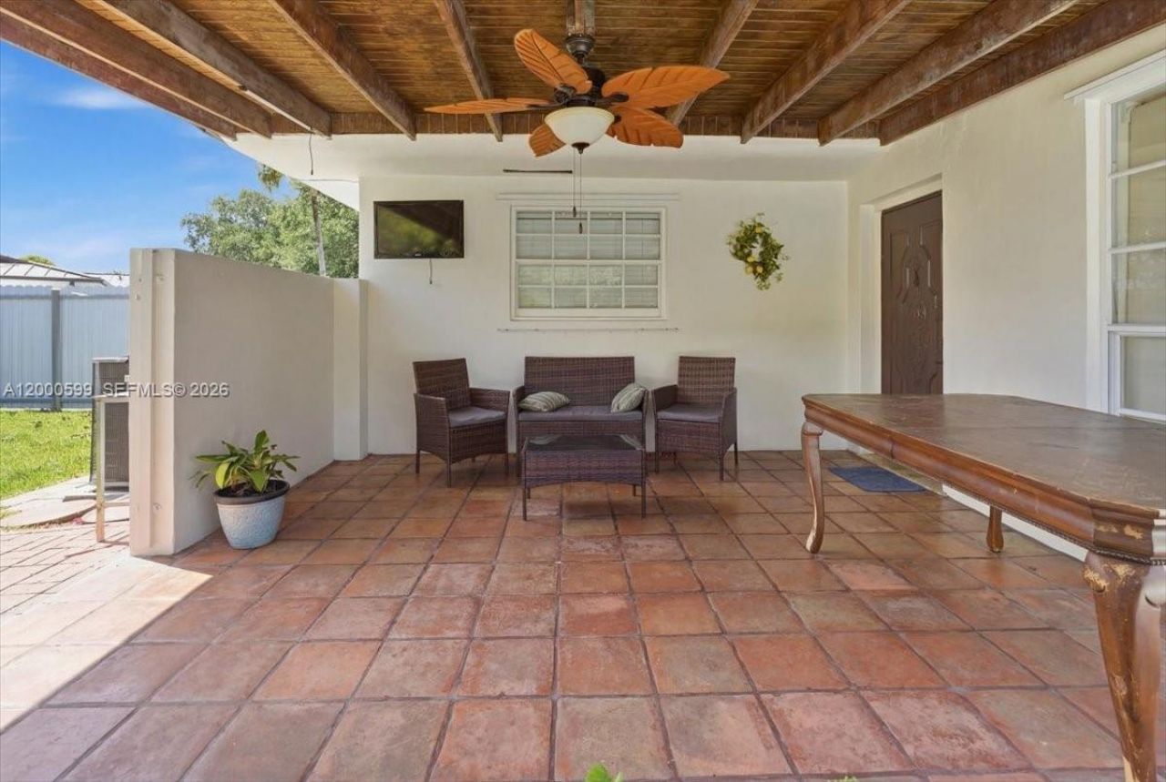 8197 W 14th Ct , Hialeah, FL 33014 Photo