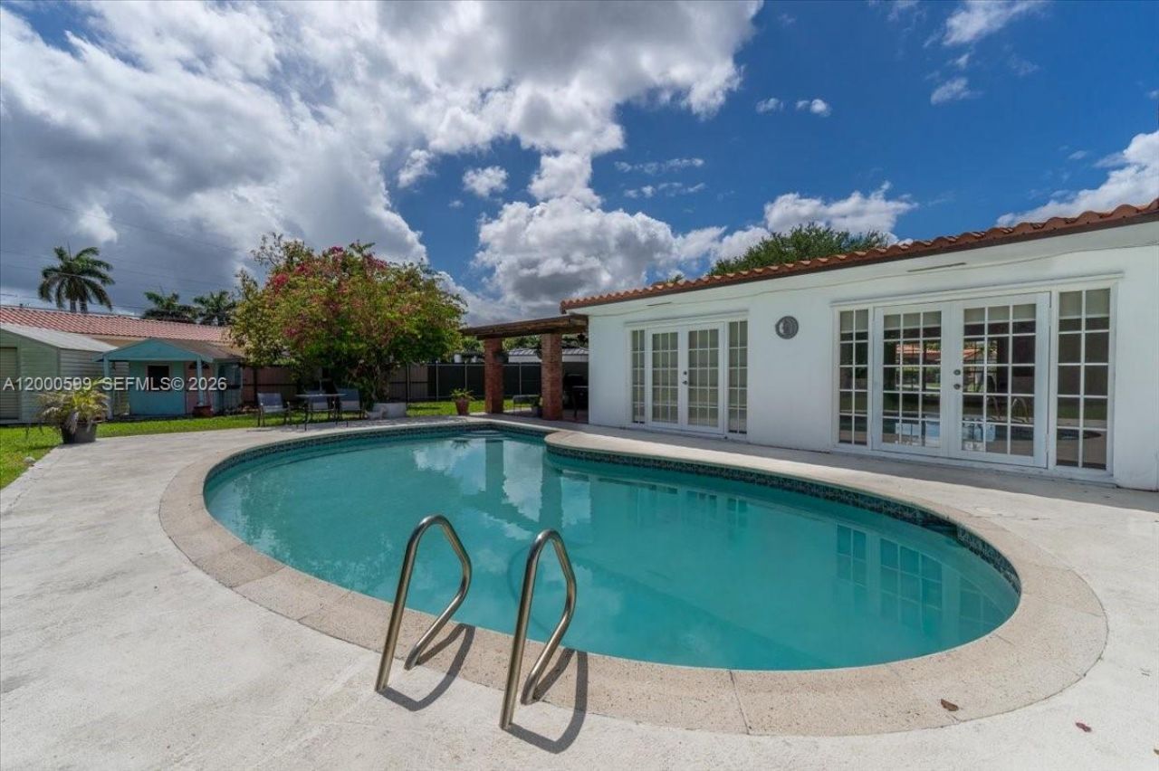 8197 W 14th Ct , Hialeah, FL 33014 Photo