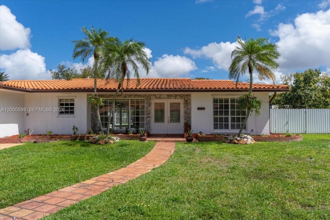 8197 W 14th Ct , Hialeah, FL 33014 Photo