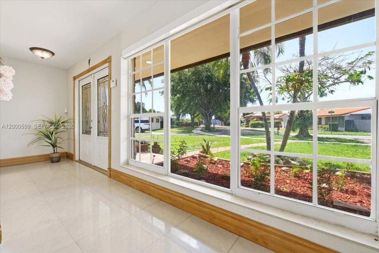 8197 W 14th Ct , Hialeah, FL 33014 Photo