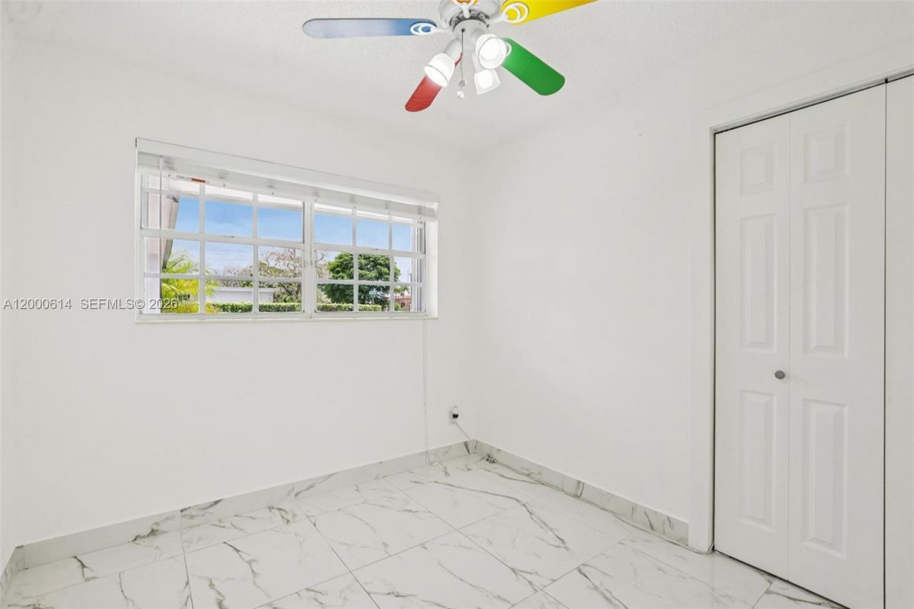 1900 SW 87th Ct, Miami, FL 33165 Photo