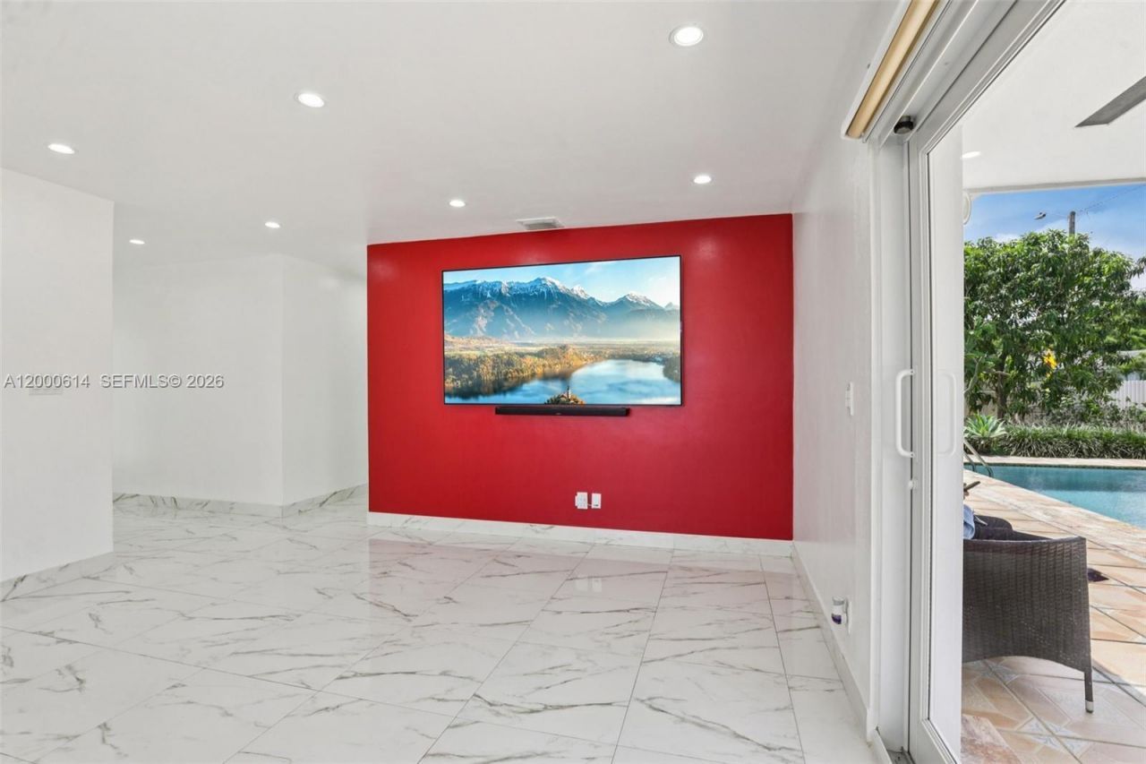 1900 SW 87th Ct, Miami, FL 33165 Photo