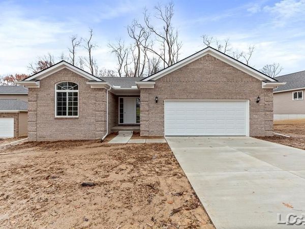 803 War Bonnet , Tecumseh, MI 49286