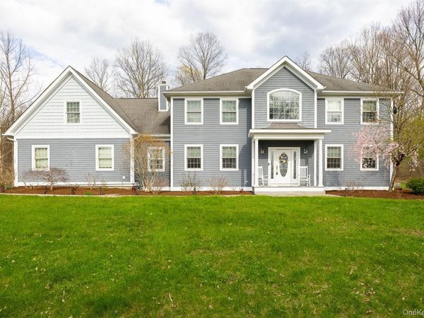 100 Huyler Drive , Hyde Park, NY 12538