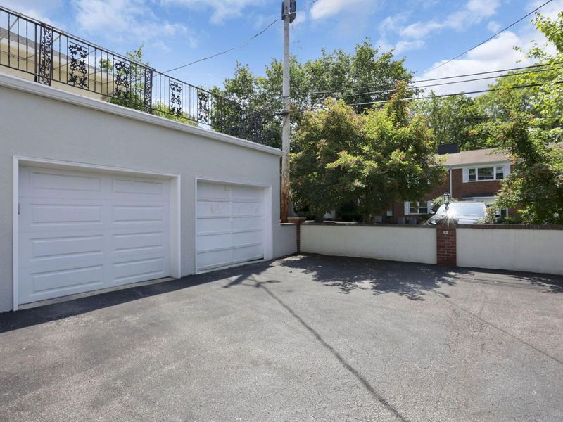 1631 Roxbury Road, Unit B6, Columbus, OH 43212 Photo 22