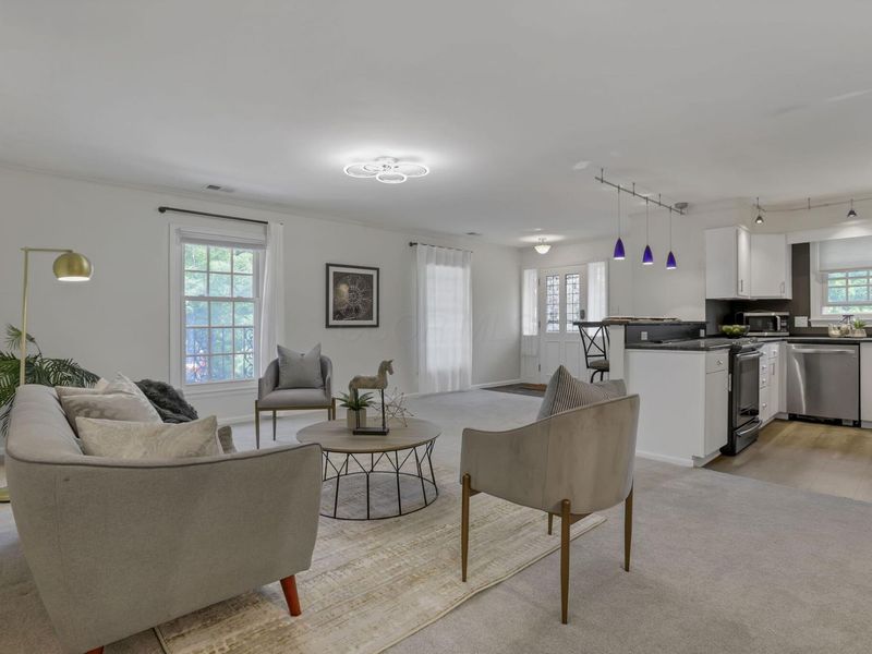 1631 Roxbury Road, Unit B6, Columbus, OH 43212 Photo 6