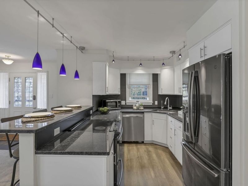 1631 Roxbury Road, Unit B6, Columbus, OH 43212 Photo 7