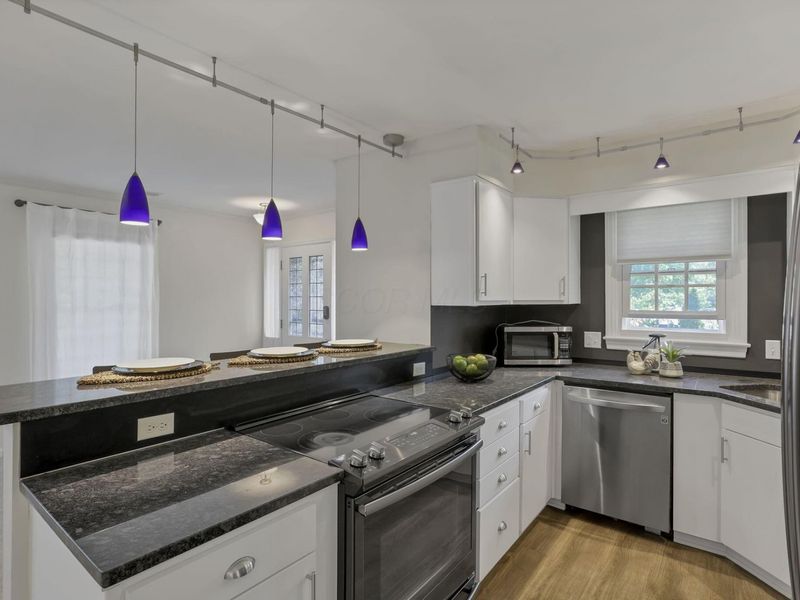 1631 Roxbury Road, Unit B6, Columbus, OH 43212 Photo 8