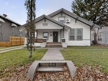 812 Centre Street, Dallas, TX 75208