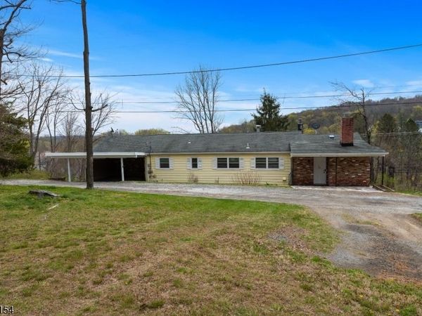 41 Swartswood Rd, Newton, NJ 07860