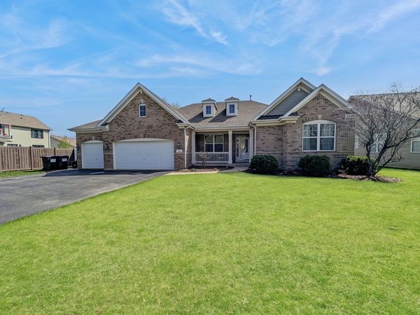 1906 Hillside Lane , McHenry, IL 60051