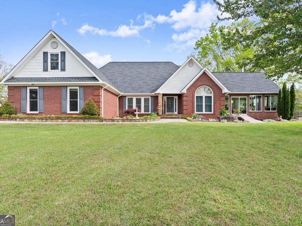 4841 Cobb Griffin Road, Gillsville, GA 30543