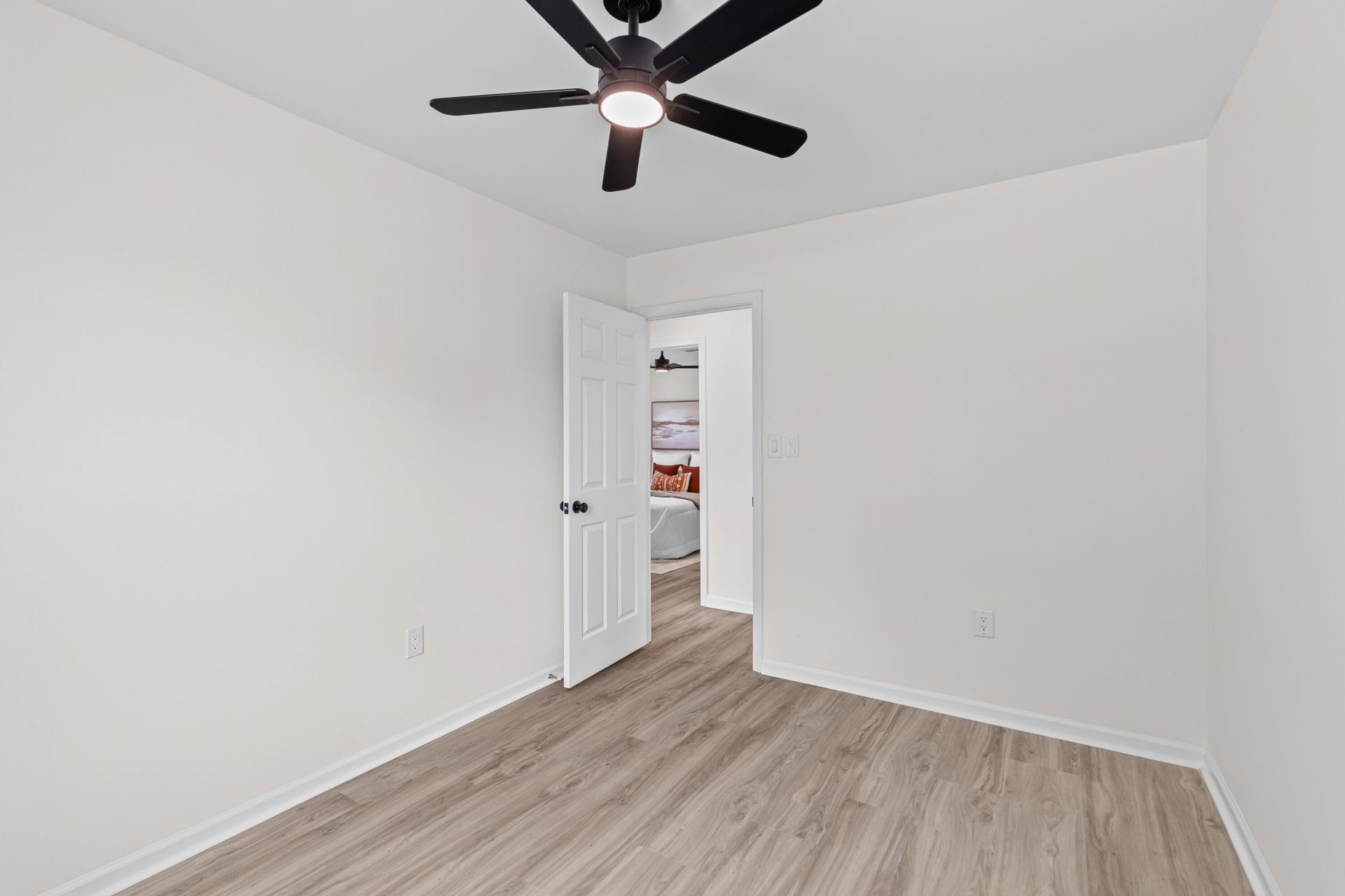 4865 Popperdam Creek Drive Photo 24