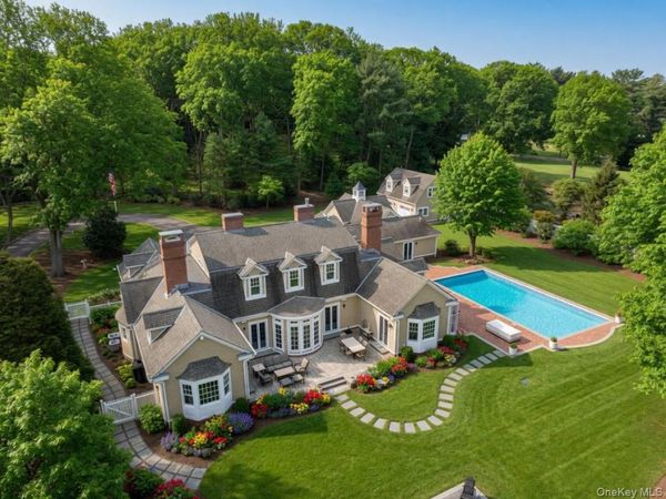 84 Cove Neck Road , Oyster Bay, NY 11771