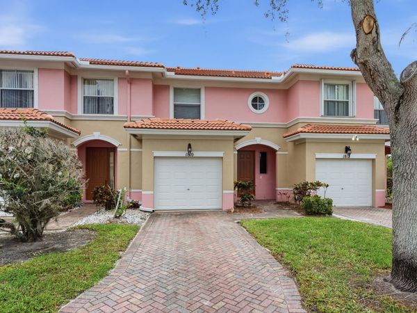 1810 Seminole Palms Drive, Greenacres, FL 33463