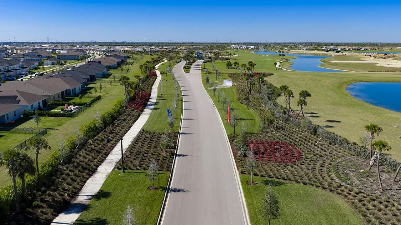 13697 SW Shinnecock Drive, Port Saint Lucie, FL 34987 Photo