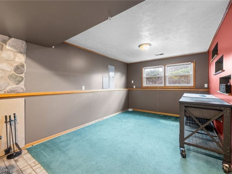 2837 Mahan Denman Road NW, Bristolville, OH 44402 Photo 23