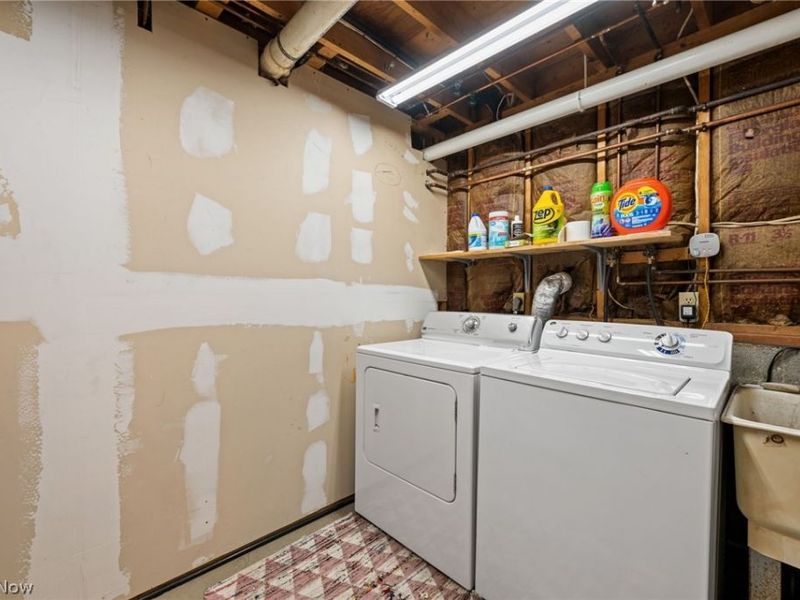 2837 Mahan Denman Road NW, Bristolville, OH 44402 Photo 24