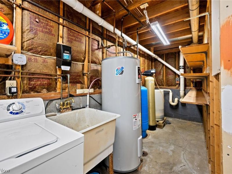 2837 Mahan Denman Road NW, Bristolville, OH 44402 Photo 25