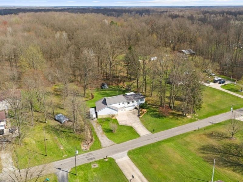 2837 Mahan Denman Road NW, Bristolville, OH 44402 Photo 33