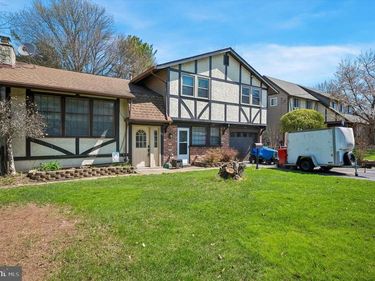 891 IVYLAND ROAD, WARMINSTER, PA 18974