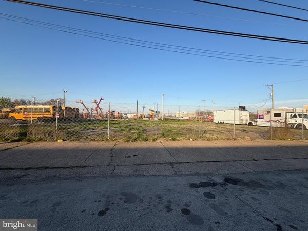 3800 E THOMPSON STREET , PHILADELPHIA, PA 19137