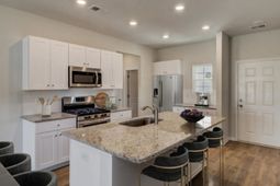 131 Warner Crossing Way photo 4