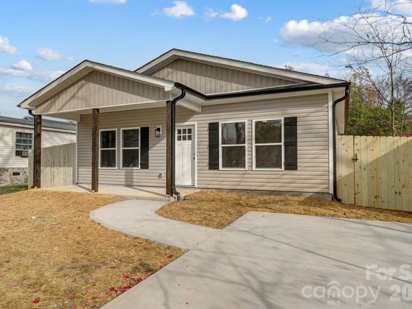 1150 Sloop Avenue , Kannapolis, NC 28083