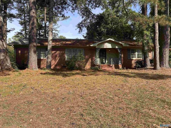 1420 Carol Lane, Decatur, AL 35601