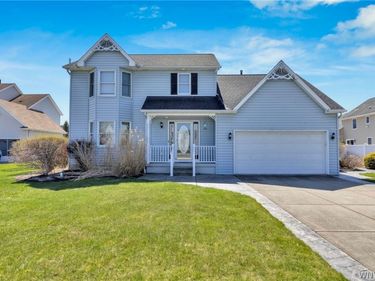 35 Sagebrush Lane, Lancaster, NY 14086