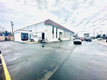 3527 Harlem Road, Buffalo, NY 14225