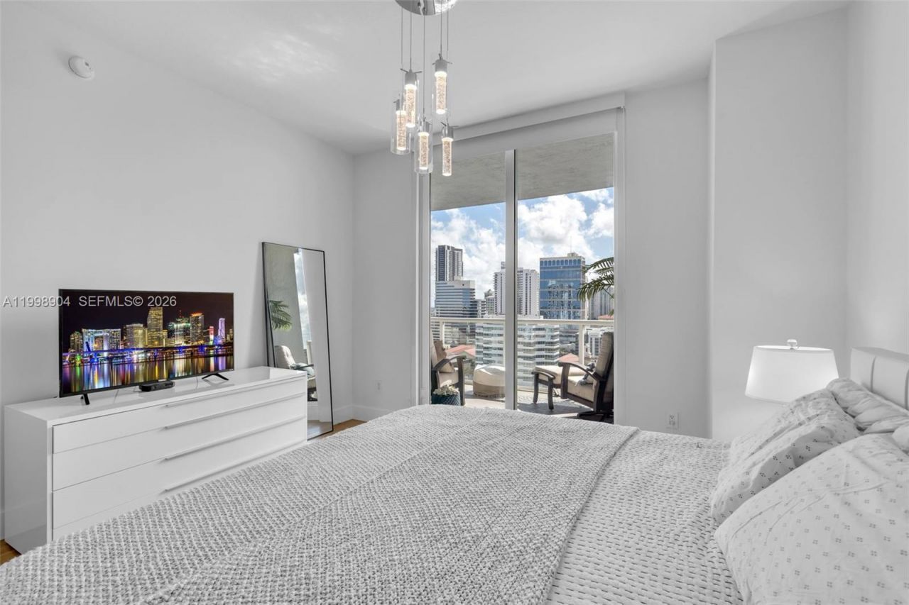 315 NE 3rd Ave, Unit 1804, Fort Lauderdale, FL 33301 Photo