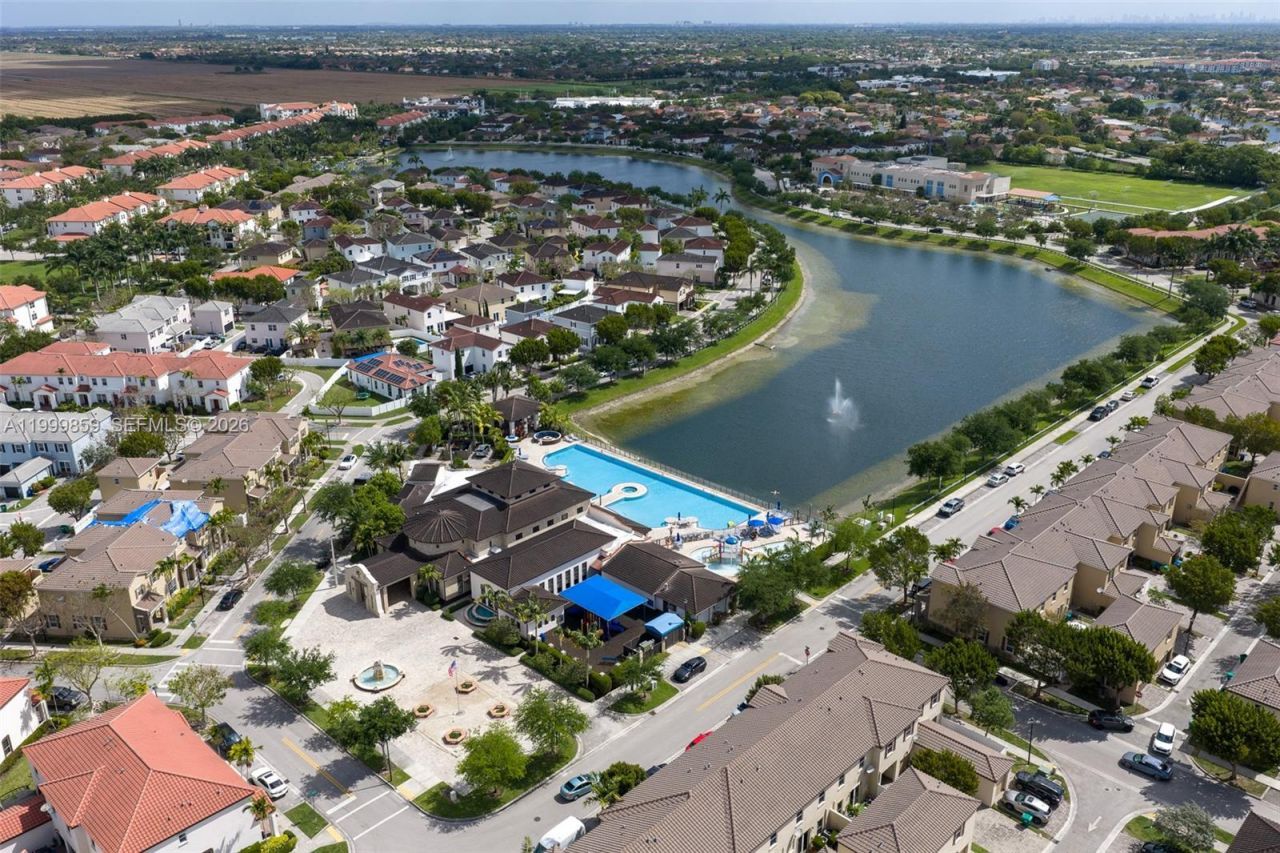 17081 SW 94th Way, Miami, FL 33196 Photo