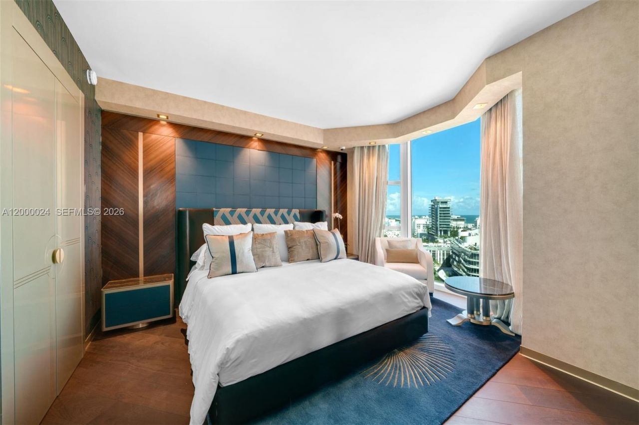 300 S Pointe Dr, Unit 1501, Miami Beach, FL 33139 Photo