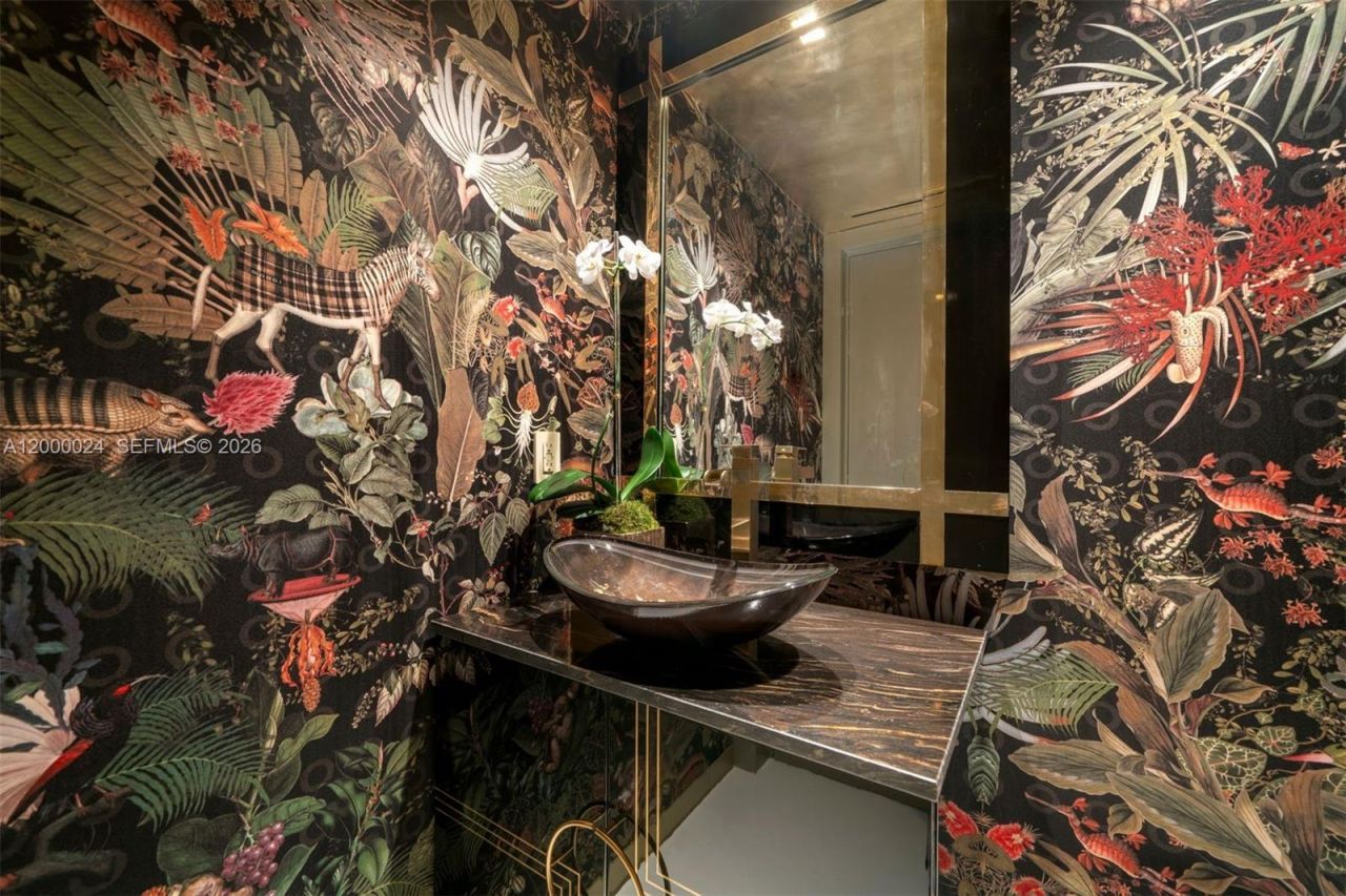 300 S Pointe Dr, Unit 1501, Miami Beach, FL 33139 Photo