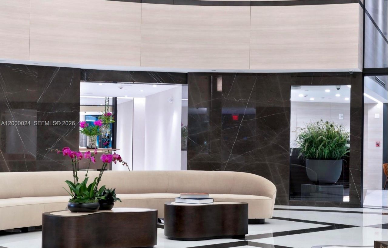 300 S Pointe Dr, Unit 1501, Miami Beach, FL 33139 Photo