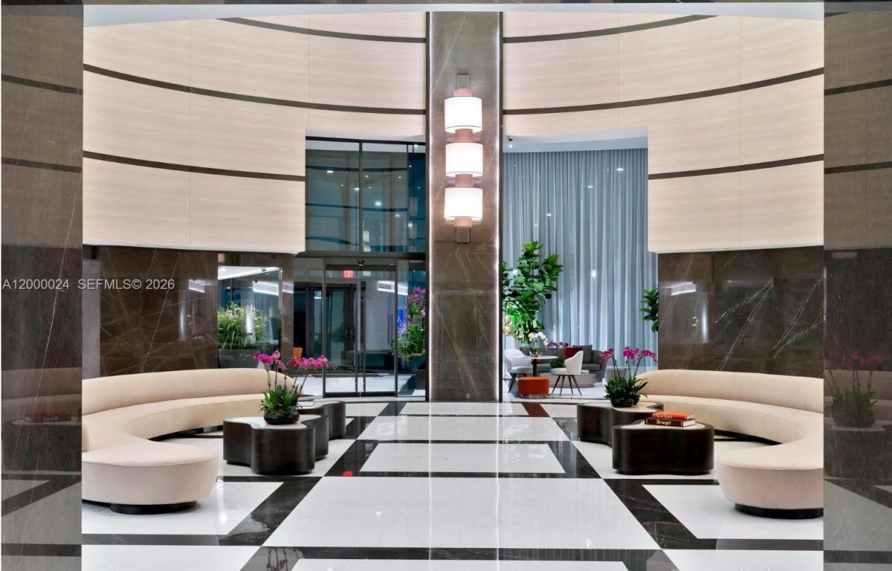 300 S Pointe Dr, Unit 1501, Miami Beach, FL 33139 Photo