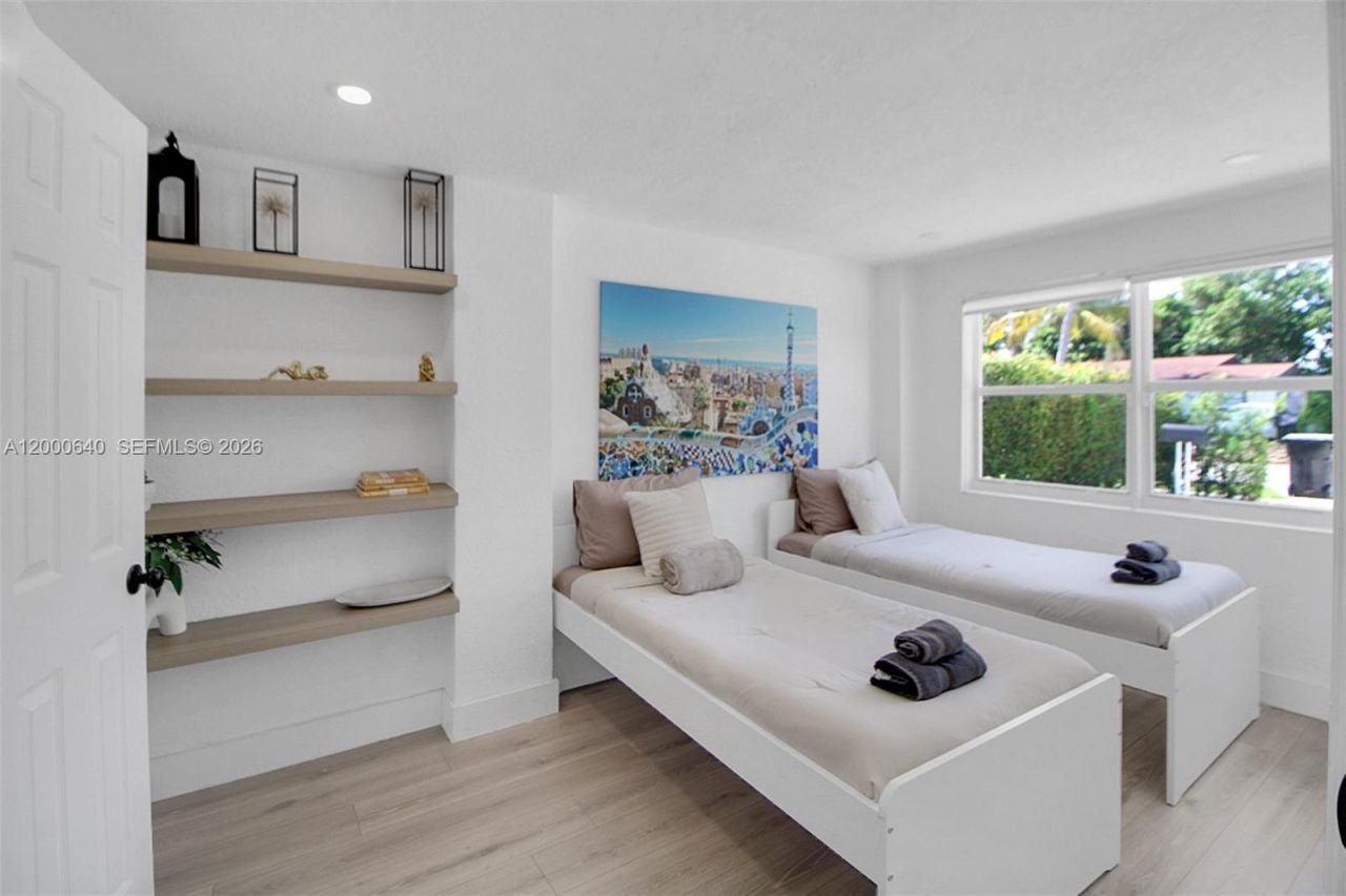 18361 NE 20th Pl, Unit 18361, North Miami Beach, FL 33179 Photo