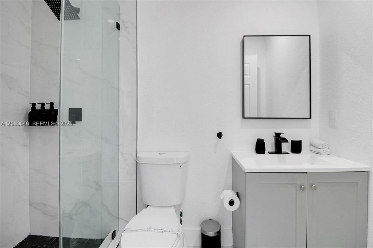 18361 NE 20th Pl, Unit 18361, North Miami Beach, FL 33179 Photo
