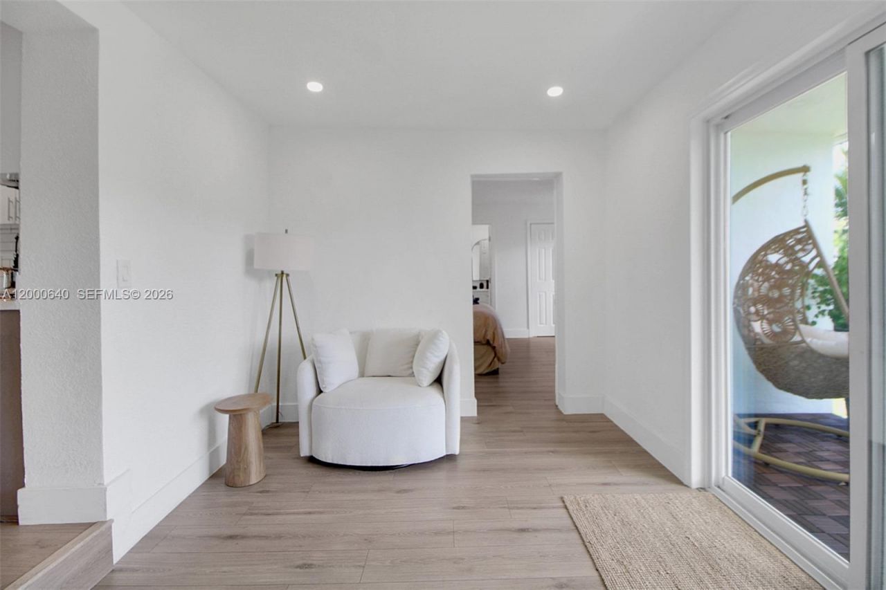 18361 NE 20th Pl, Unit 18361, North Miami Beach, FL 33179 Photo