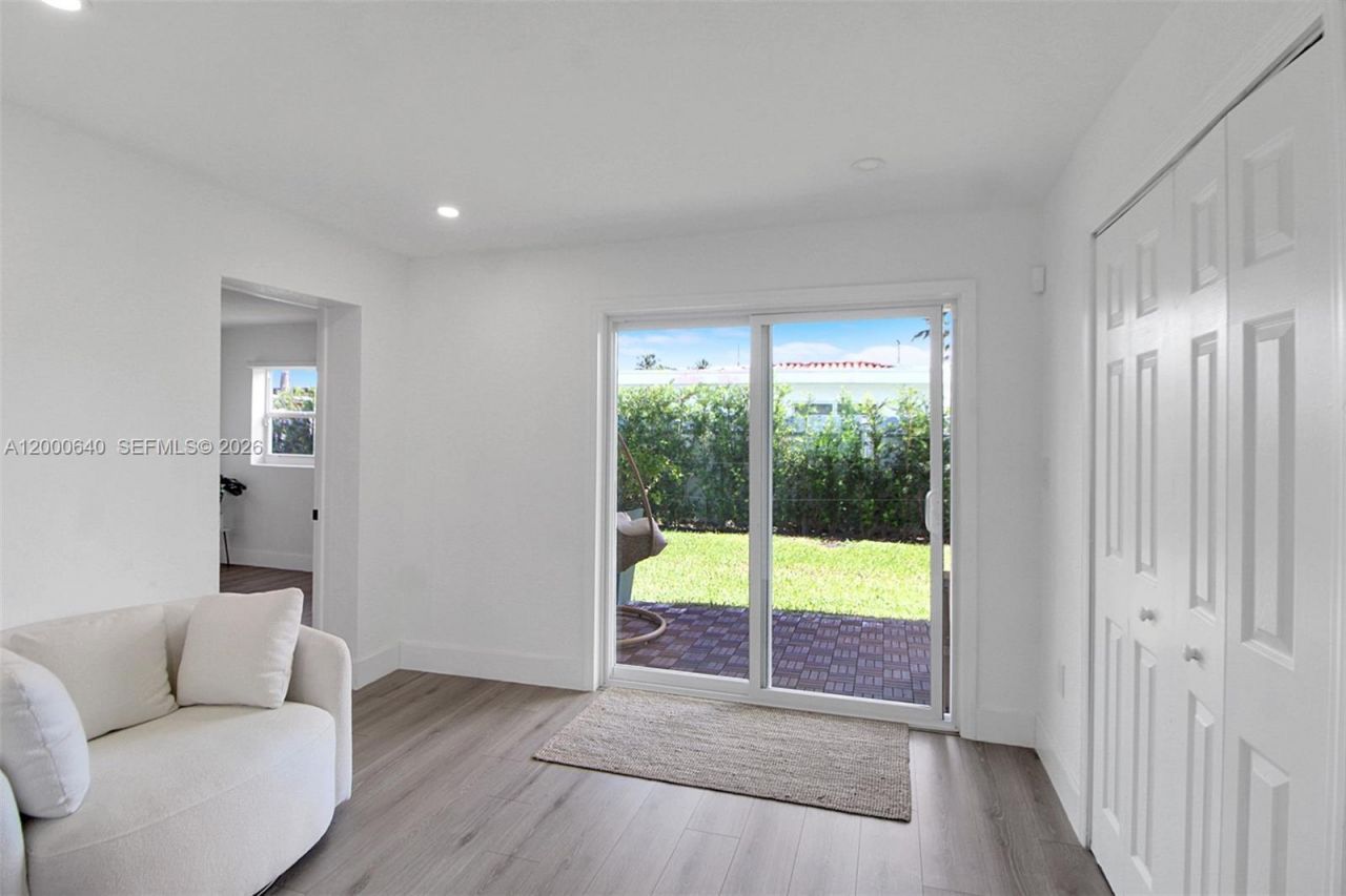18361 NE 20th Pl, Unit 18361, North Miami Beach, FL 33179 Photo