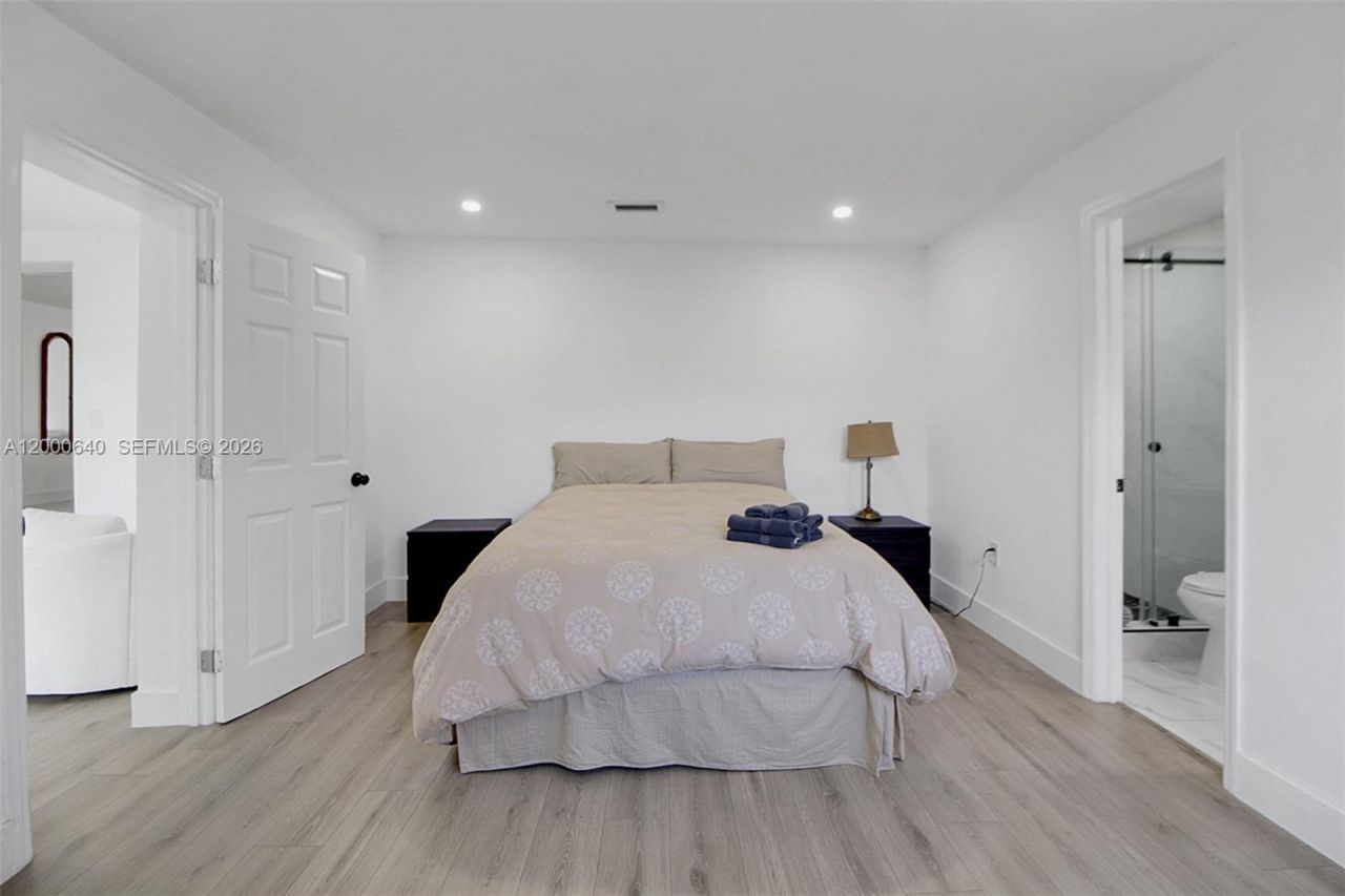 18361 NE 20th Pl, Unit 18361, North Miami Beach, FL 33179 Photo